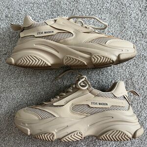 Steve Madden Women’s Posession Chunky Sneakers Size 9.5